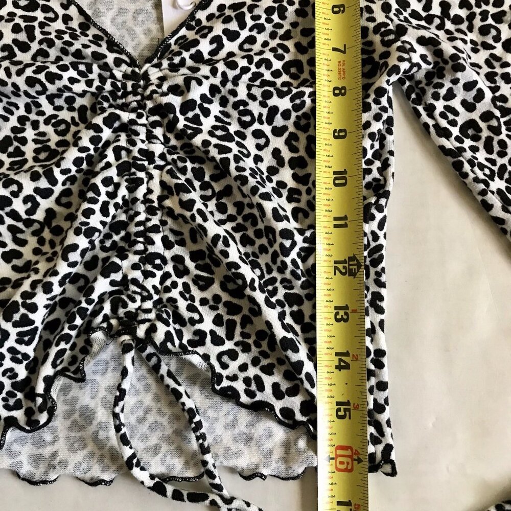 Antistar Animal Print Long Sleeve Cropped‎ Top Size Small - Picture 5 of 6